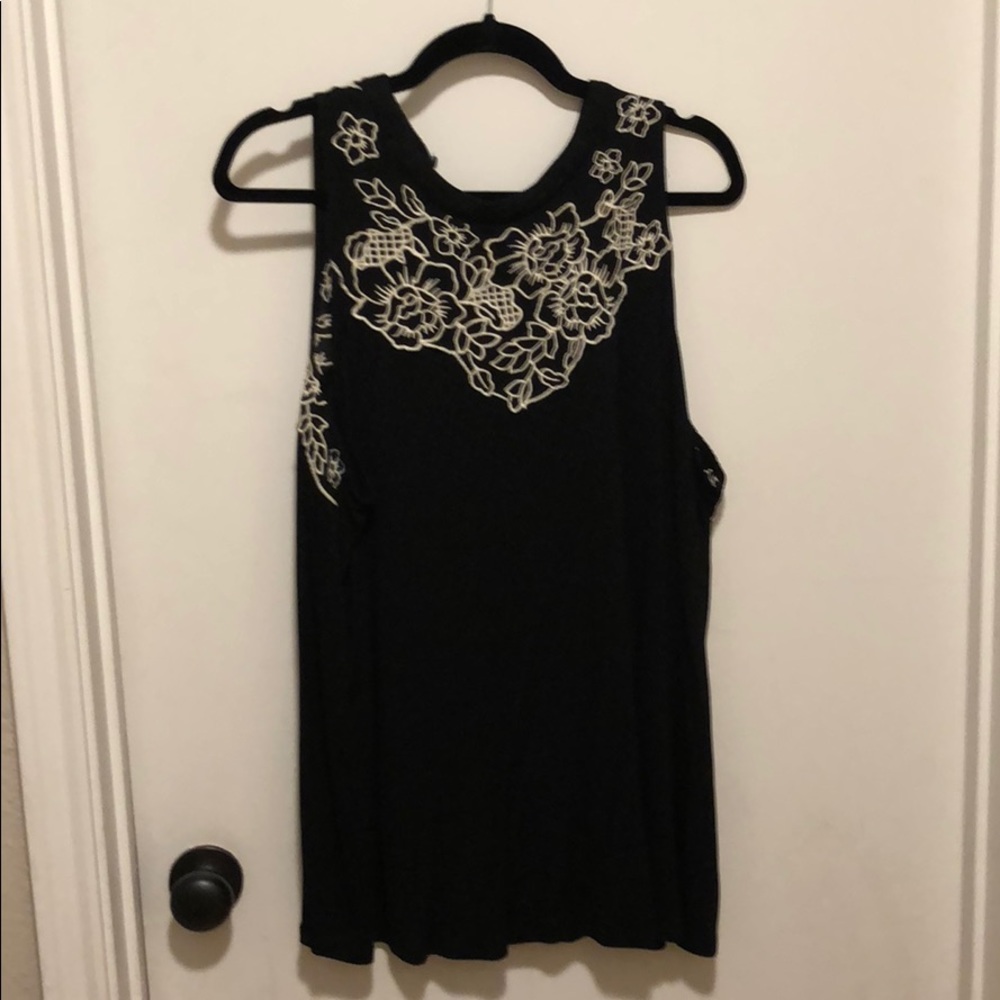 Black sleeveless top